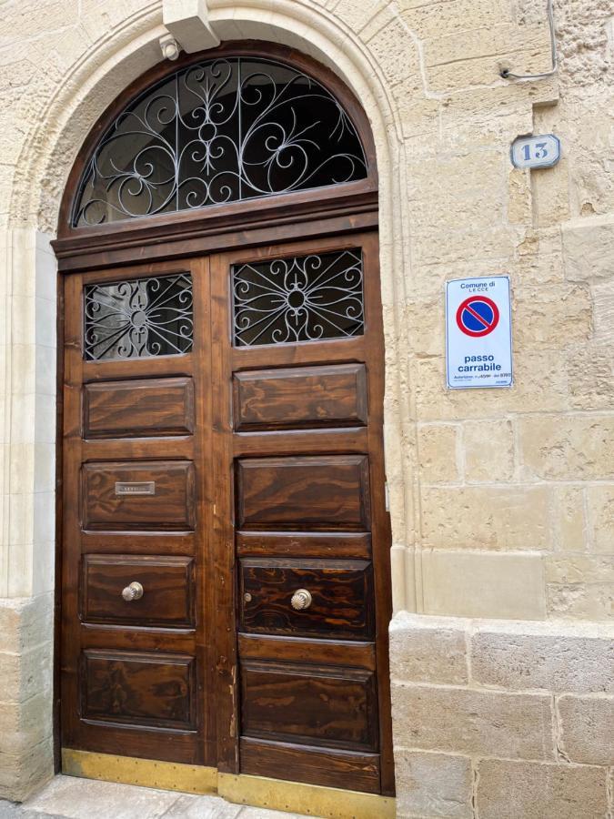 Casa Vacanze B&B Regina Maria Lecce Exterior foto